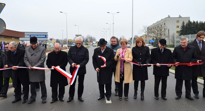 Uroczyste otwarcie ulicy przez Prezydenta i mieszkańc&oacute;w
